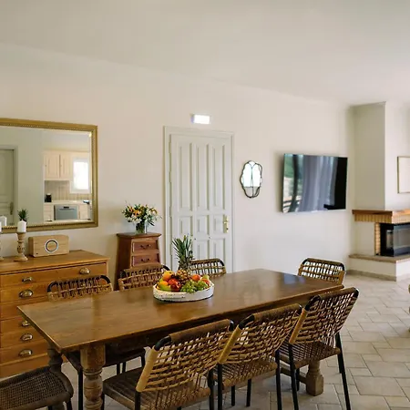Βίλα Mila With Private Pool By Olivestone Village
