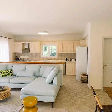 Mila With Private Pool By Olivestone Village *